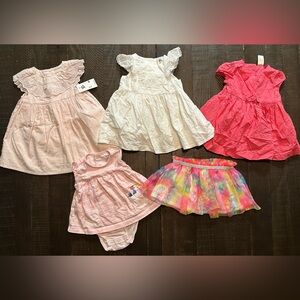 5 pieces Baby Girl Summer Clothes, Size 6 Months.